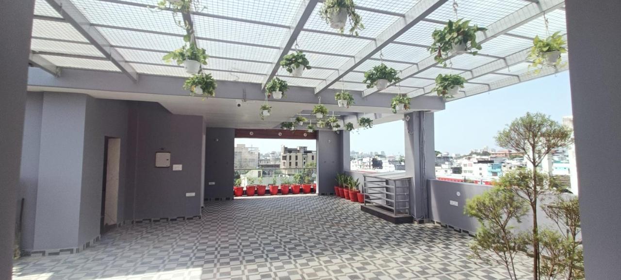 לקנאו Hotel Royal Casa מראה חיצוני תמונה