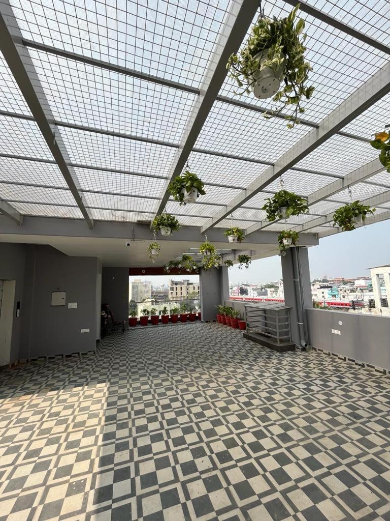 לקנאו Hotel Royal Casa מראה חיצוני תמונה
