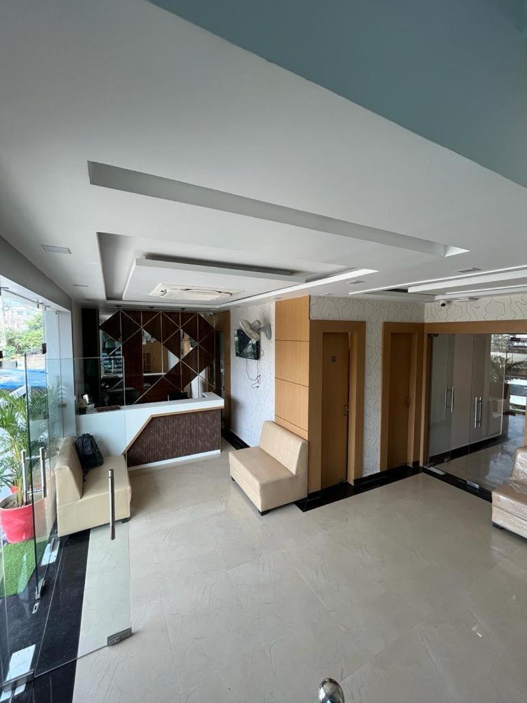 לקנאו Hotel Royal Casa מראה חיצוני תמונה