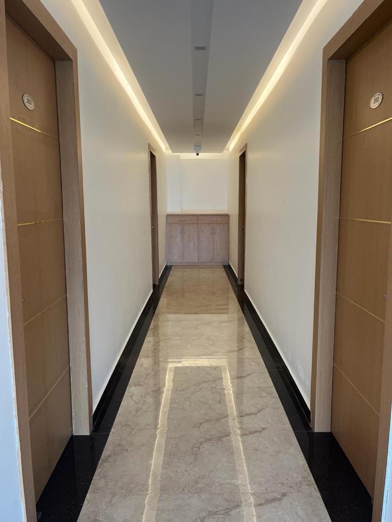 לקנאו Hotel Royal Casa מראה חיצוני תמונה
