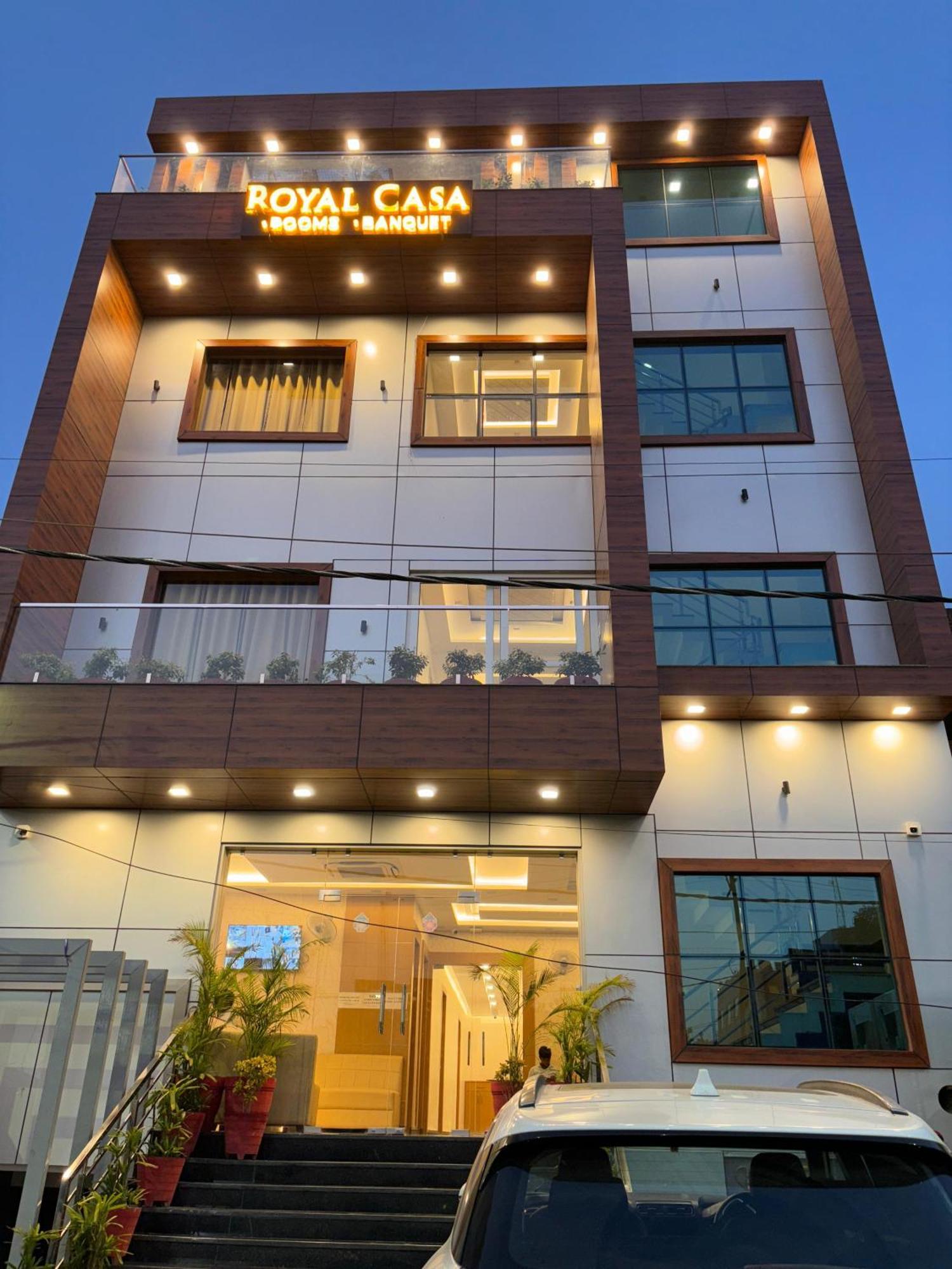 לקנאו Hotel Royal Casa מראה חיצוני תמונה